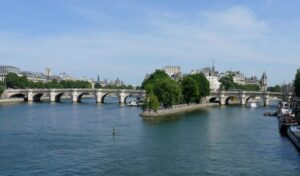 Paris_by_Emy_Le_Pont_Neuf