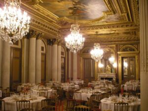 Hotel Paris Tour Package by PARIS BY EMY