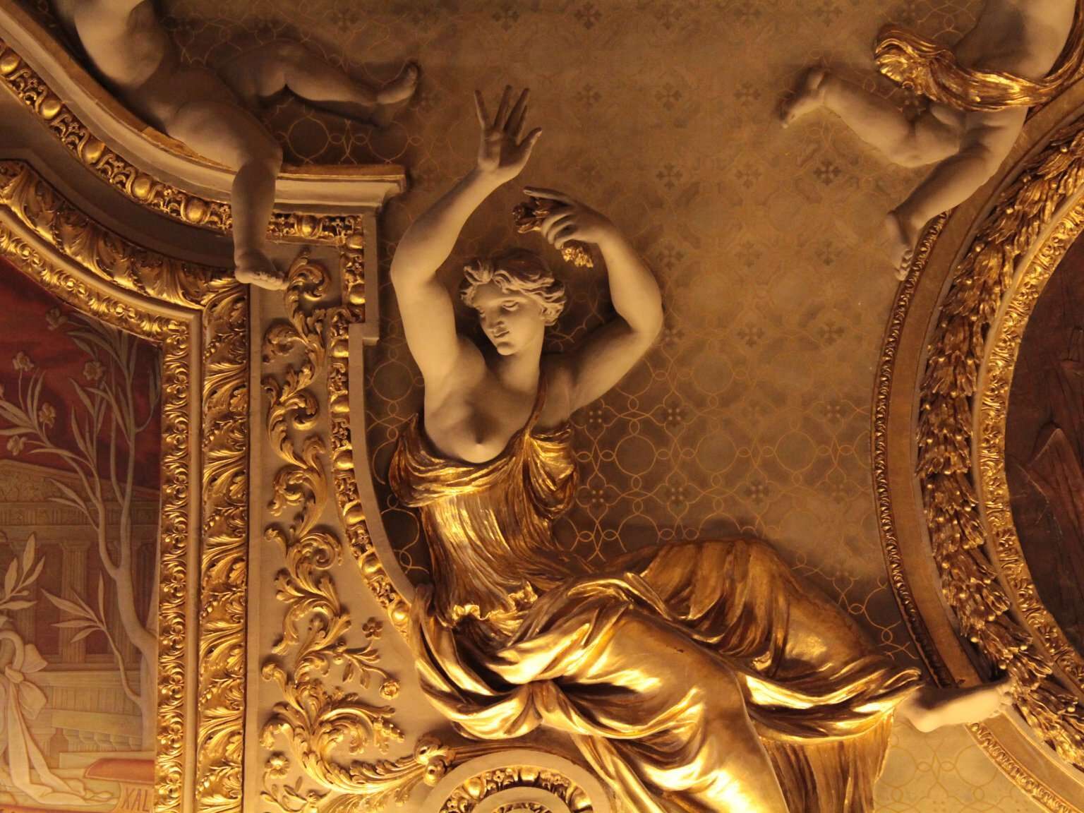 Ceilings apartments of queen Anne of Austria what to see at the Louvre PARIS BY EMY