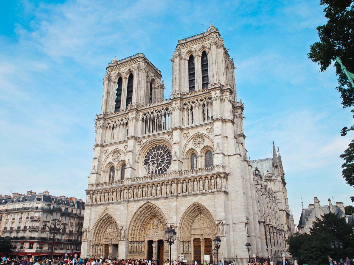 Notre Dame Cathedral tour PARIS BY EMY