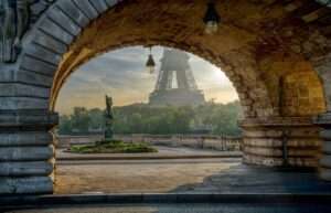 Must see in Paris by PARIS BY EMY