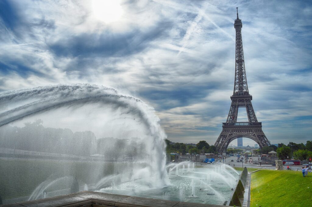 Exclusive tour Paris with PARIS BY EMY for a luxury experience