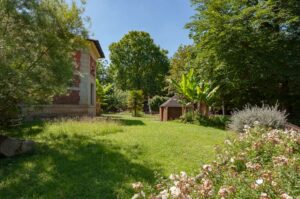 Jardin des Plantes à Paris Top parks and gardens in Paris by PARIS BY EMY travel planner and licensed tour guide