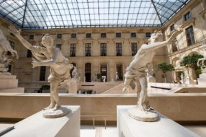 Louvre Guide by PARIS BY EMY travel planner with private tour guide