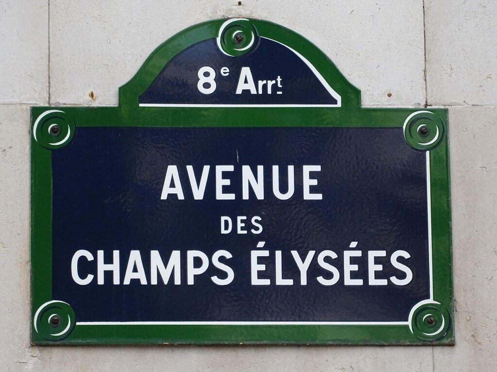 Champs-Élysées: The World’s Most Famous Avenue PARIS BY EMY