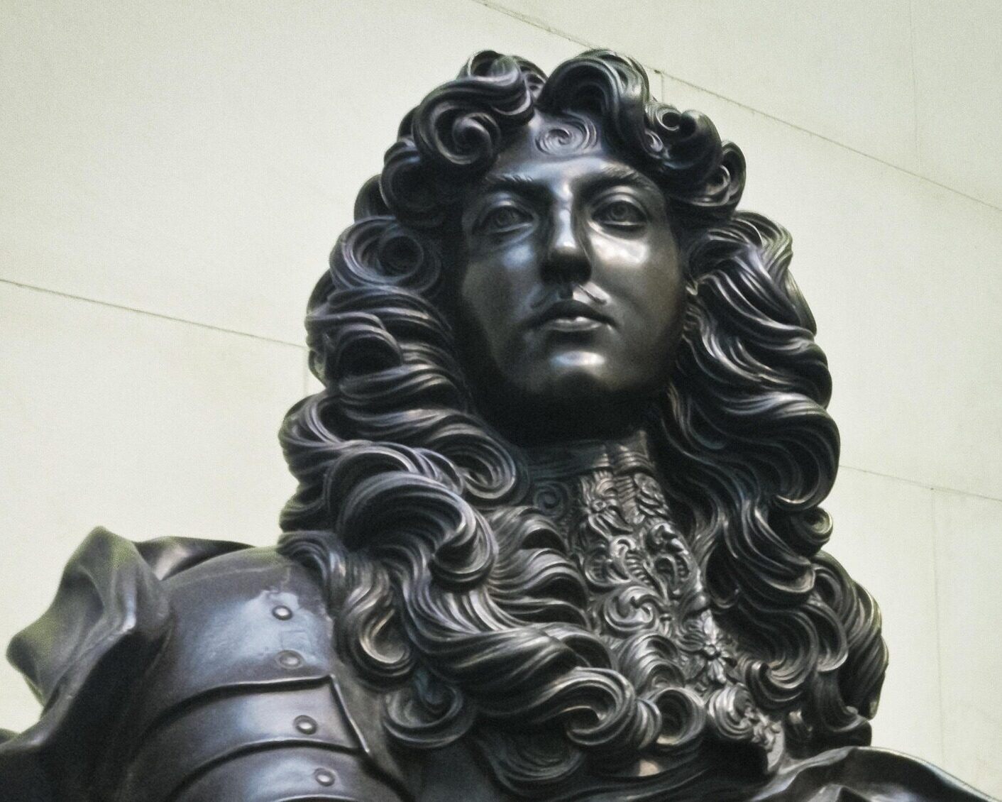Kings of France private guided tours with PARIS BY EMY