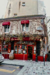 Marais private tour with local guide PARIS BY EMY