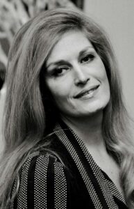 Dalida - Montmartre private tour PARIS BY EMY Paris trip Planner & private tour guide in Paris